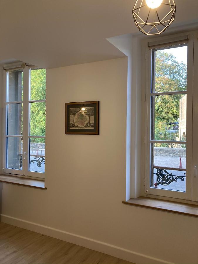 suite Charles - vue musée Rimbaud Charleville-Mézières Exterior foto